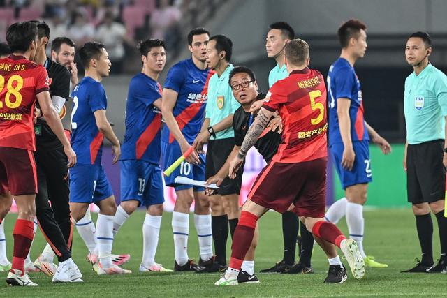 汤尤杯揭幕  中国男、女队迎“开门红”