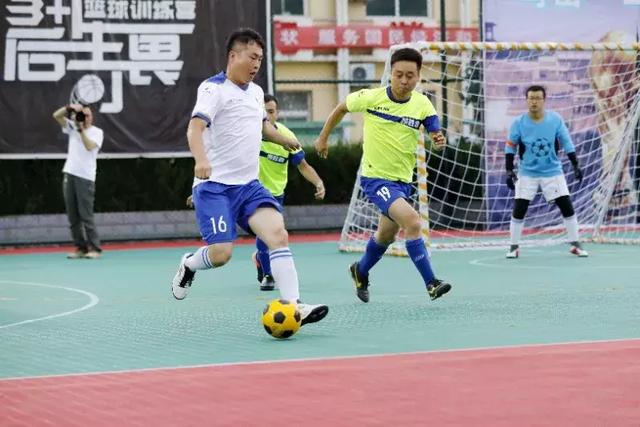 邵佳一“回家” 青岛西海岸终结“遇强不胜”？