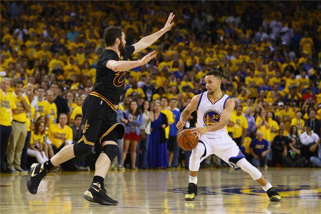 3年1.93亿！恩比德与76人提前续约 总价超3亿